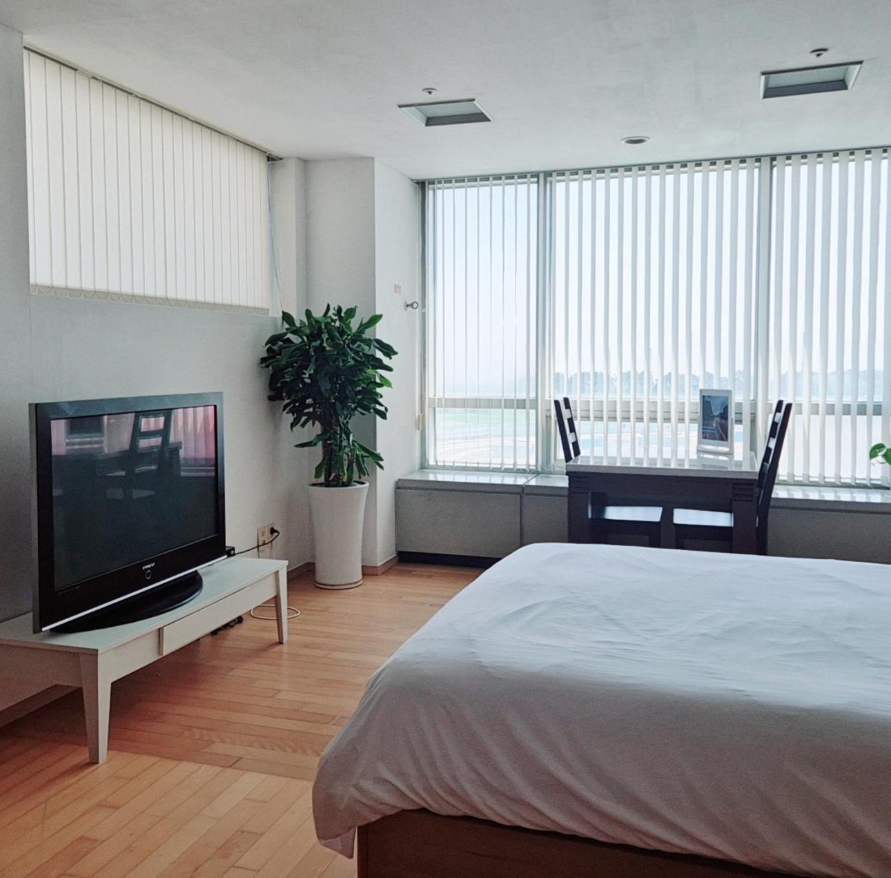 Cozy - Experience Like Comfort
